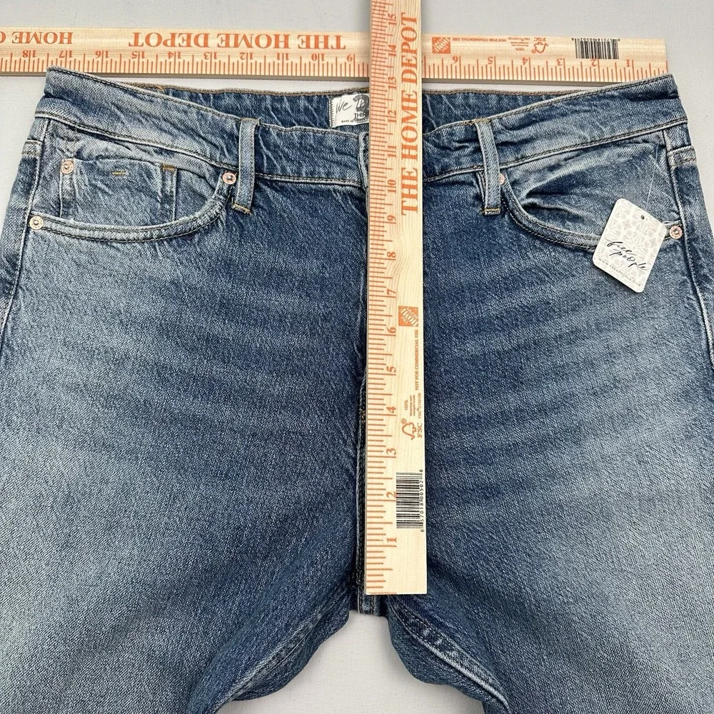 NEW Free People We The Free Boyfriend Jeans Women 32 (34x32) Blue Slim Raw Hem